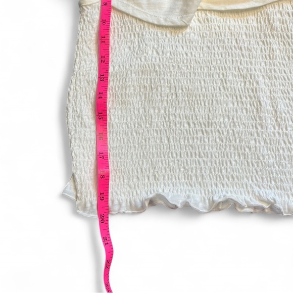 Royalty Off the shoulder smocked ruffle top white size medium - Picture 6 of 10